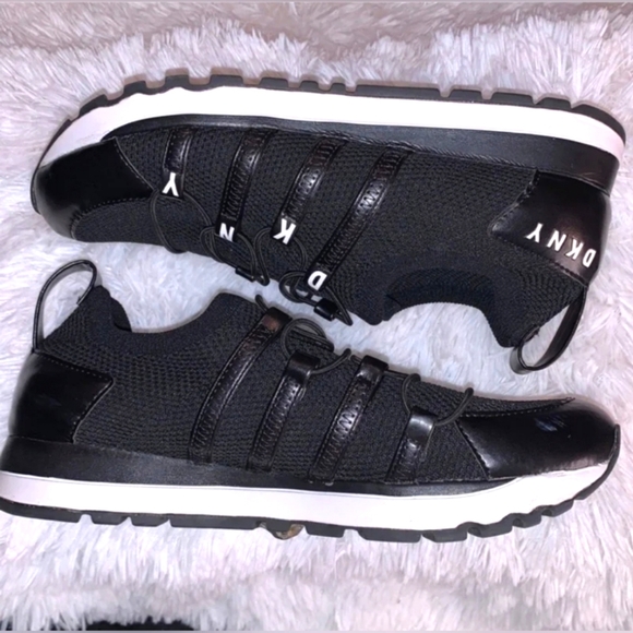 DKNY Fashion Sneakers Black&White Pull on- No Lace Tie  Shoe - Picture 6 of 9